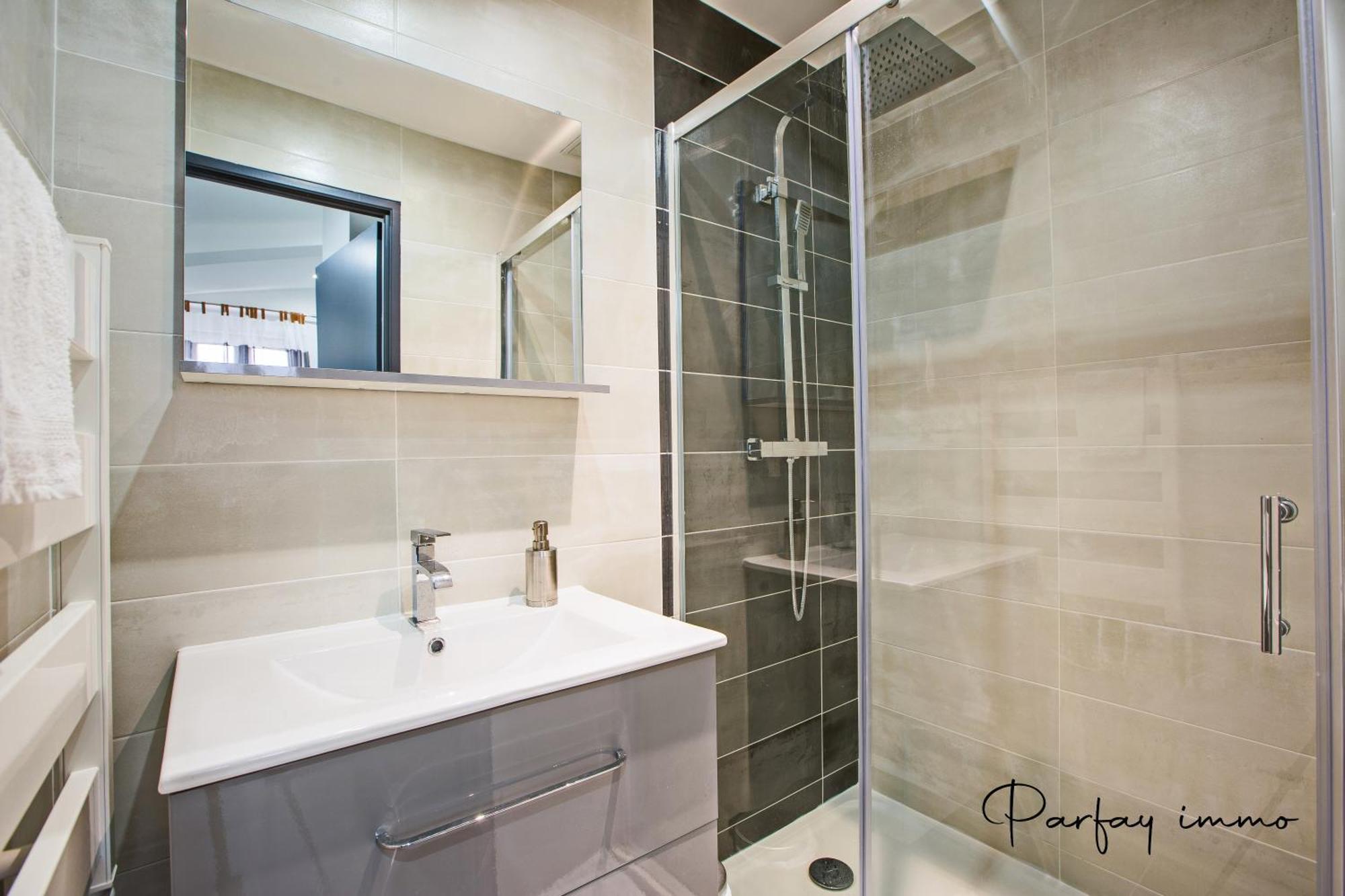 Agreable Et Moderne 2 Pieces ~ Confort Et Design Клермон-Ферран Екстер'єр фото